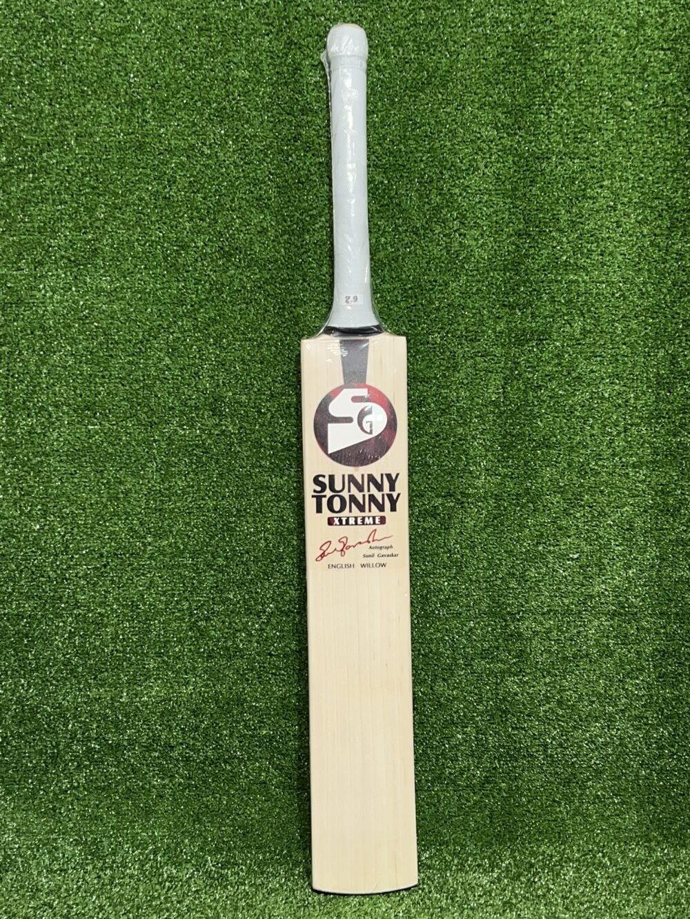 SG Sunny Tonny Xtreme  English Willow Cricket Bat SH